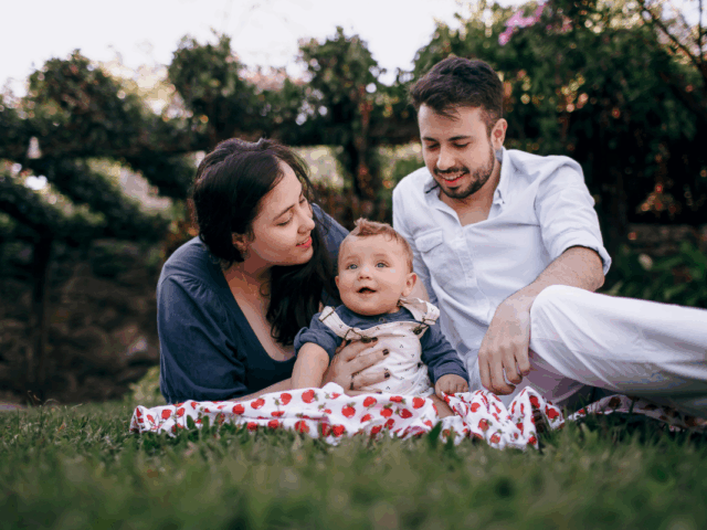 Ultimate Guide to Buying a Home in Orlando: Tips for Relocating Families and Professionals